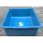 Triangle plastic tub deluxe brands blue tms 4