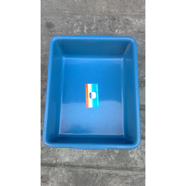 Triangle plastic tub deluxe brands blue tms