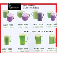 Mug Plastic cup with golden sunkist lid MOKT7025