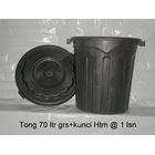 Tong 70 liter plastik warna hitam merk BOP  1