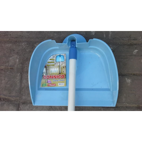 plastic dustpan product by Connico DS