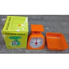 Orange Plastic Kitchen Scales 2kg 2