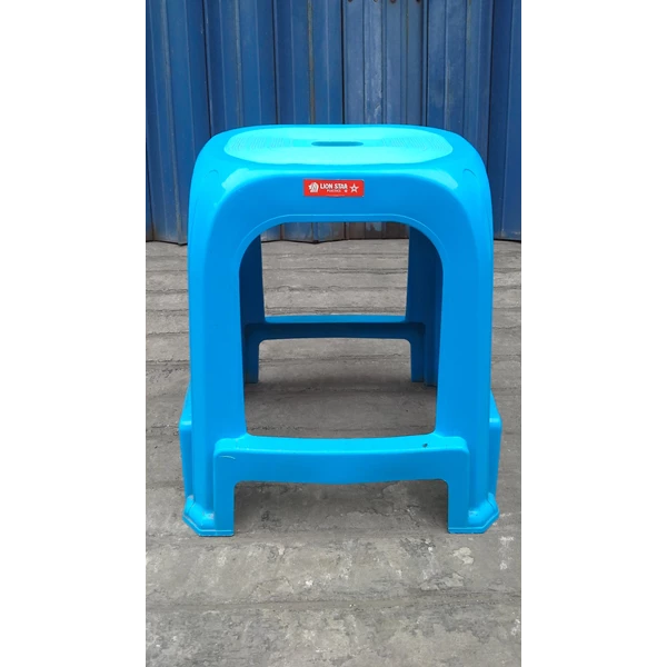Plastic Chairs Arena High Stool Lion Star Code G20