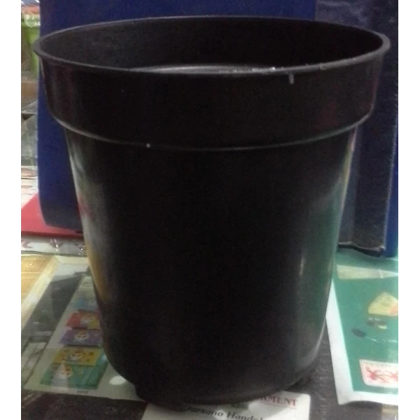 Plastic pot 18 USA black color Eko brand