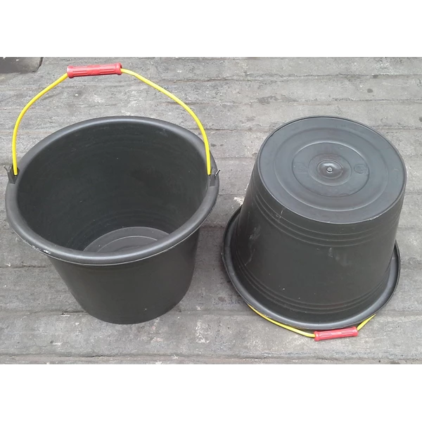  bucket 24 inch black plastic cast