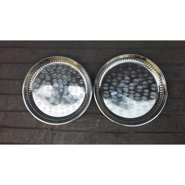 Stainless round tray size 35 cm and 40 cm for gift umroh or hajj