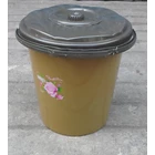 plastic bucket 2.5 gallon clarita chocolate plus lid 1