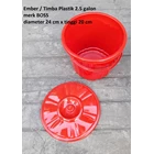 Produk Plastik Rumah Tangga Ember plastik atau timba 2.5 galon warna merah merk BOSS 3