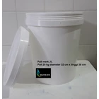 Round white plastic pail brand JL 1
