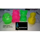 Piggy bank plastic cow gorilla chicken cheap price. 1