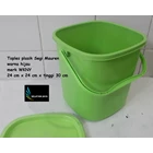 WKNY green plastic bucket facet Mauren 2