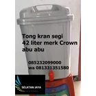 Tong kran segi ember plastik 42 liter merk Crown 3