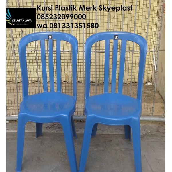 Kursi plastik untuk persewaaan merk Skyeplast